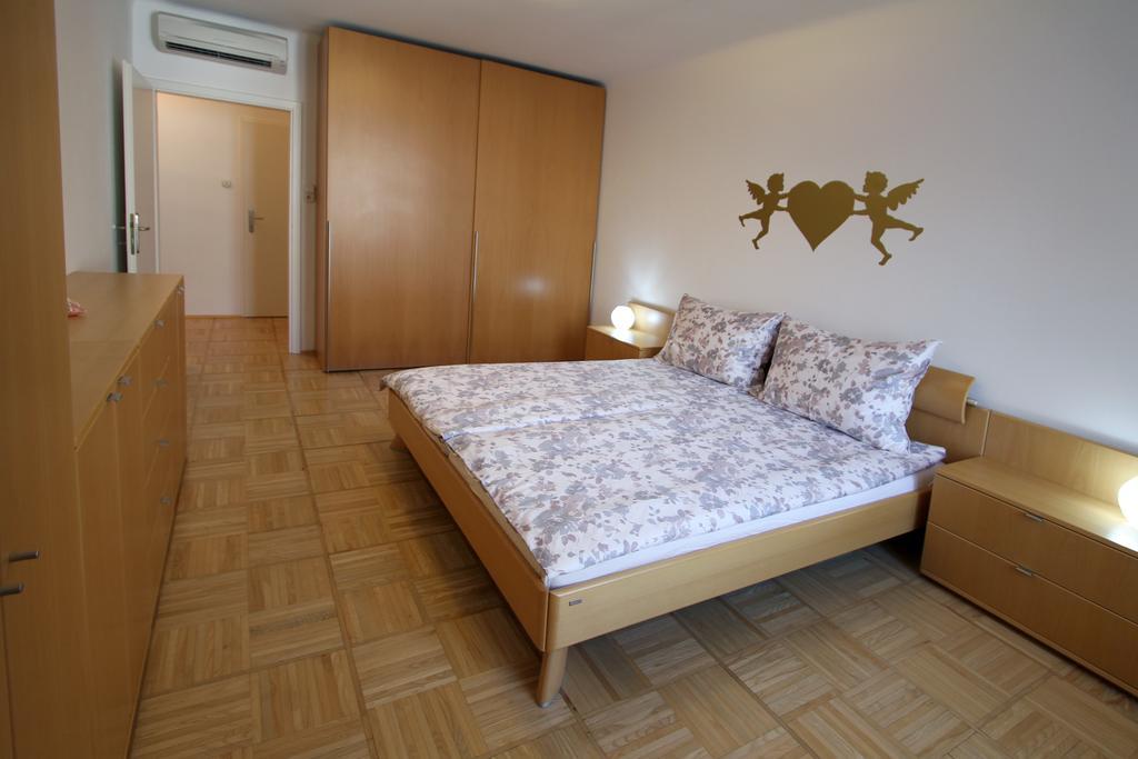 Top Location Vienna Marc Aurel Rum bild